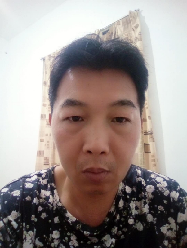繁华哀伤的第一张照片--将乐征婚网