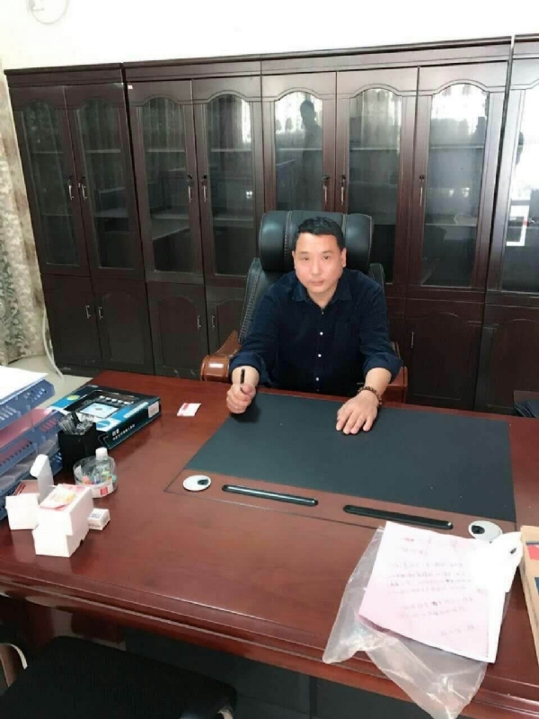 艺术家的第一张照片--将乐征婚网