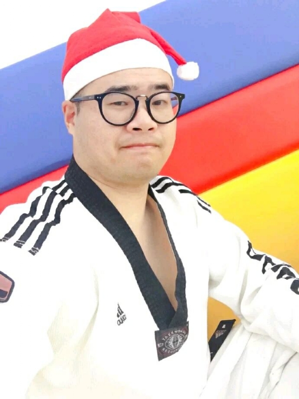 何当重相见的第一张照片--将乐征婚网