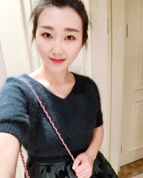 小妮的第三张照片--将乐征婚网