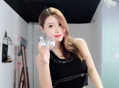 玫瑰有刺勿随意的第四张照片--将乐征婚网