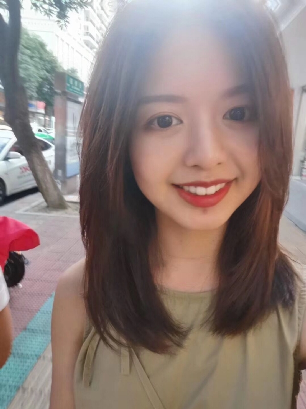 无处安放的大长腿的第一张照片--将乐征婚网