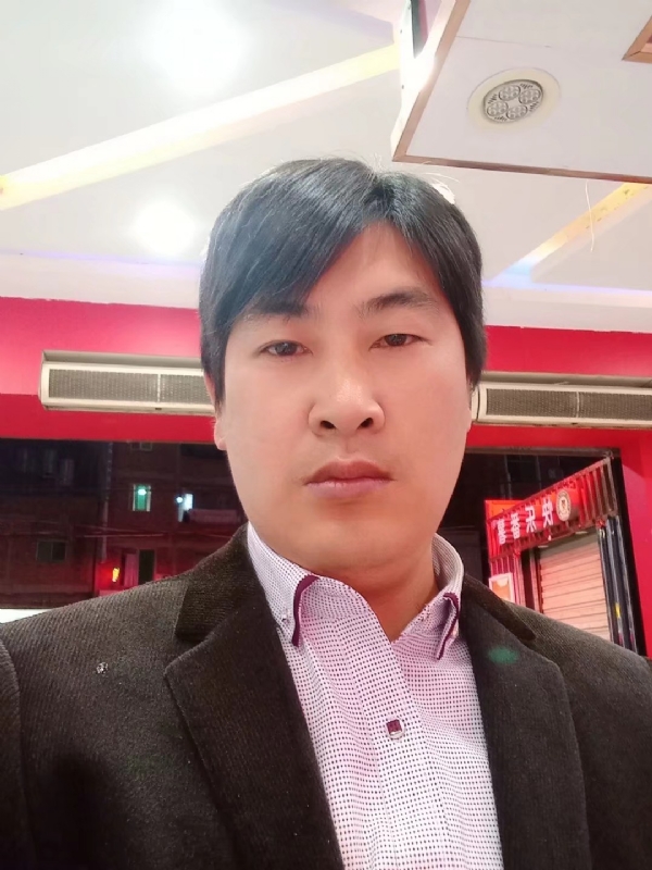 奔跑的第二张照片--将乐征婚网