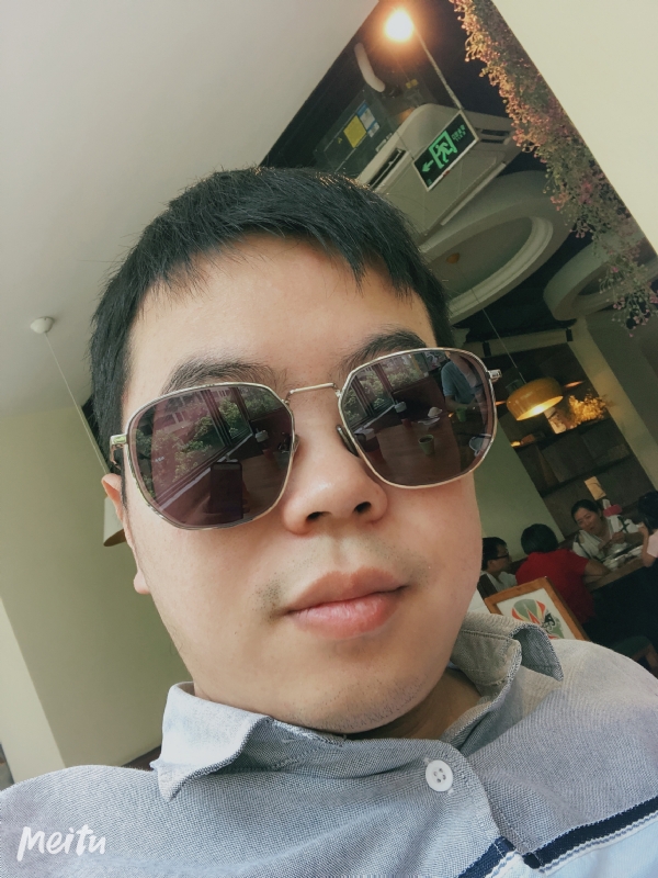 月台等路人的第一张照片--将乐征婚网