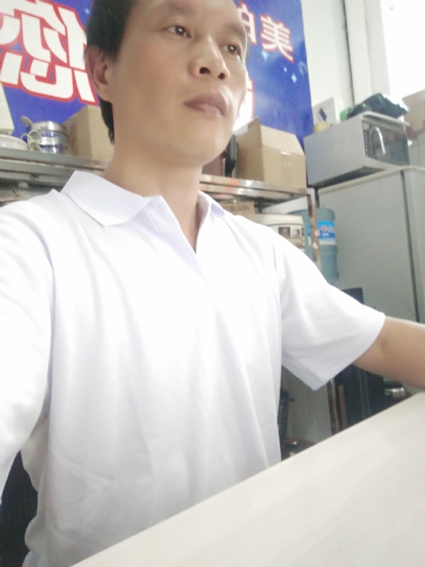 深蓝色的海的第一张照片--将乐征婚网