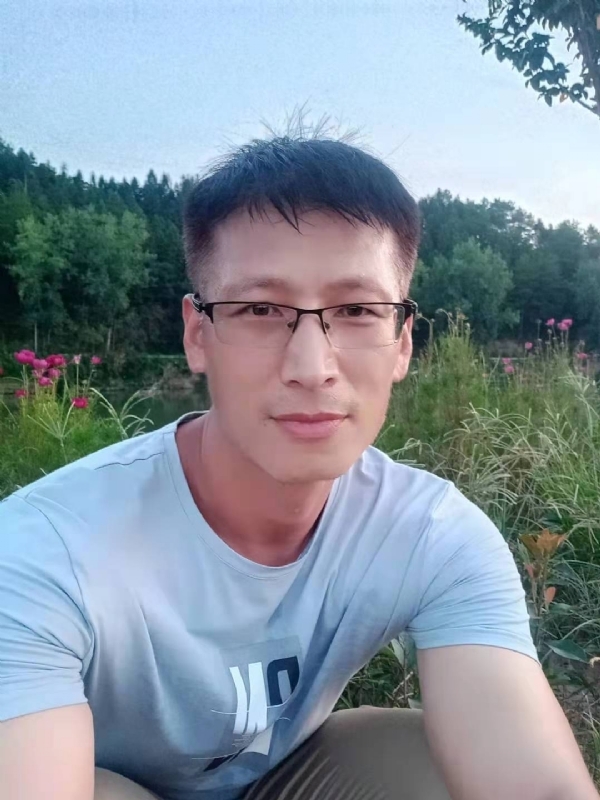 零零柒的第一张照片--将乐征婚网
