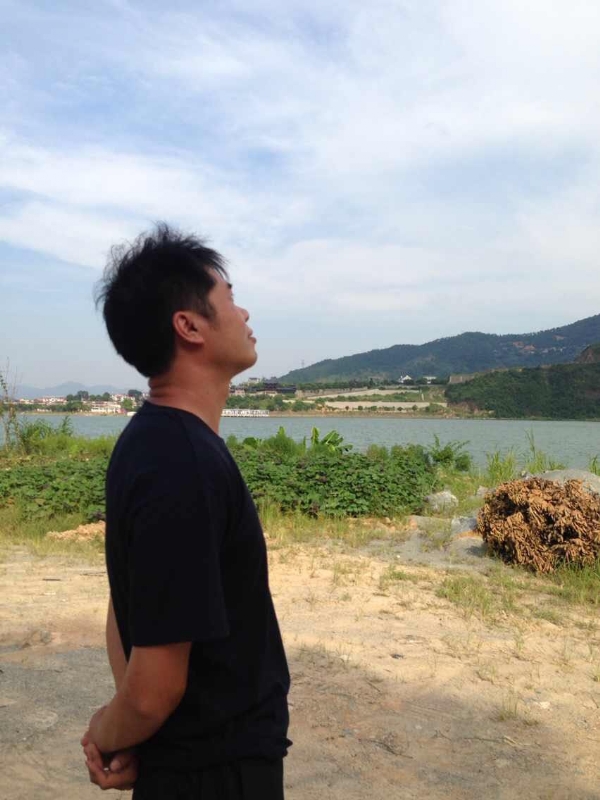 雾里看花的第一张照片--将乐征婚网