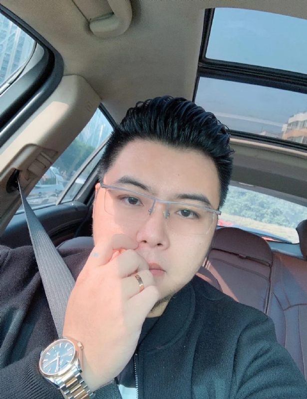 把苹果咬哭的第一张照片--将乐征婚网