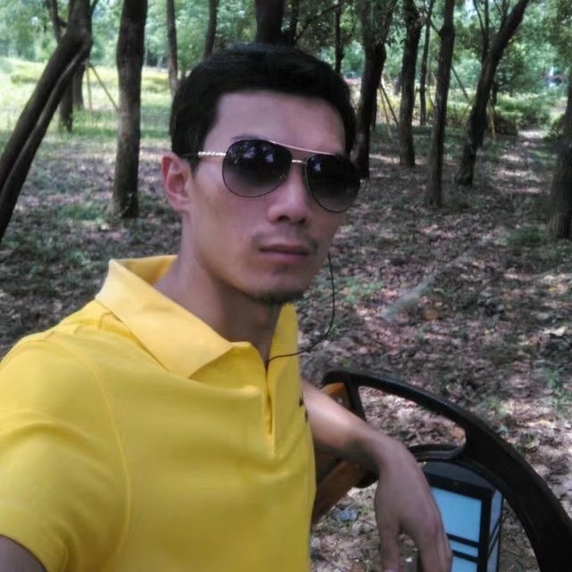 错把真心喂了狗的第二张照片--将乐征婚网