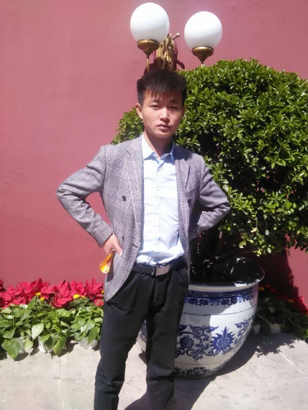 黎明之光的第一张照片--将乐征婚网