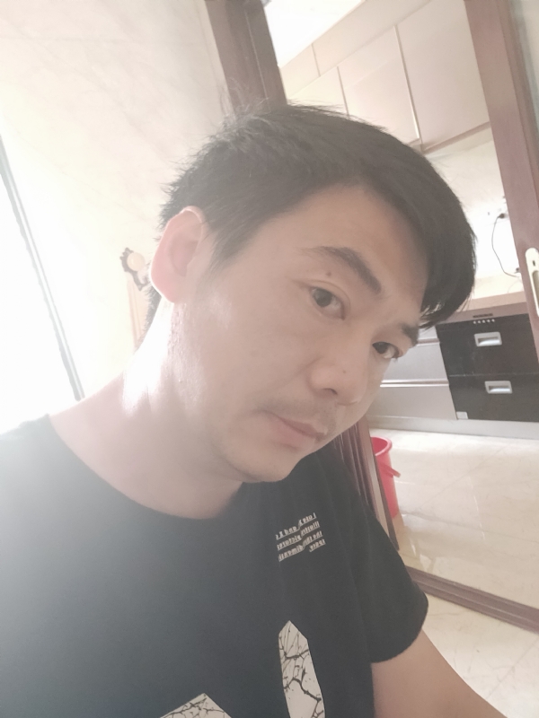 漫步的第一张照片--将乐征婚网