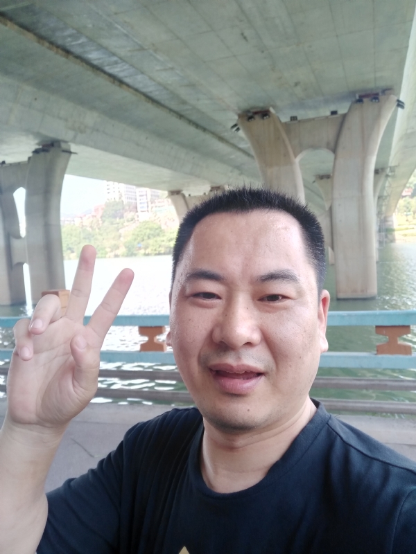 上人的第一张照片--将乐征婚网