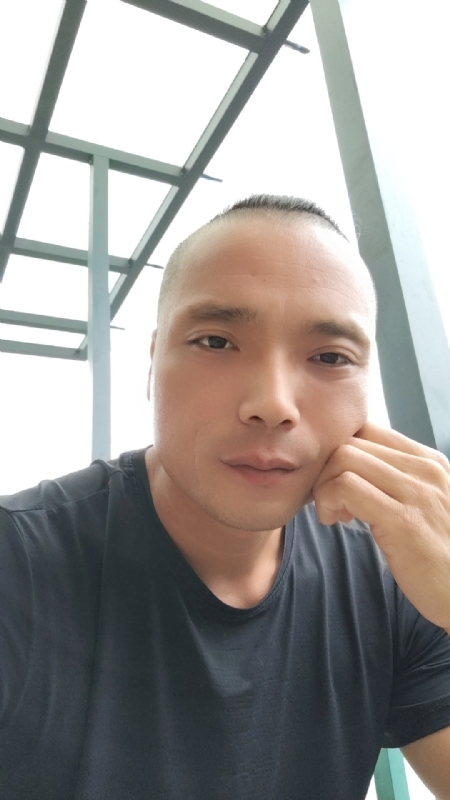 伯爵的第三张照片--将乐征婚网