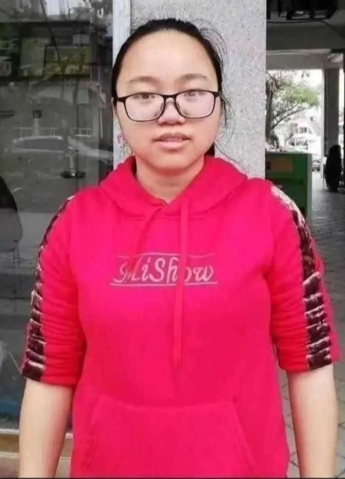 简单的第一张照片--将乐征婚网