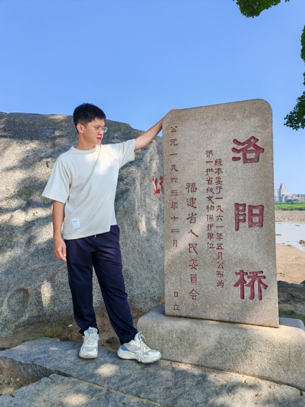 风尘的第一张照片--将乐征婚网