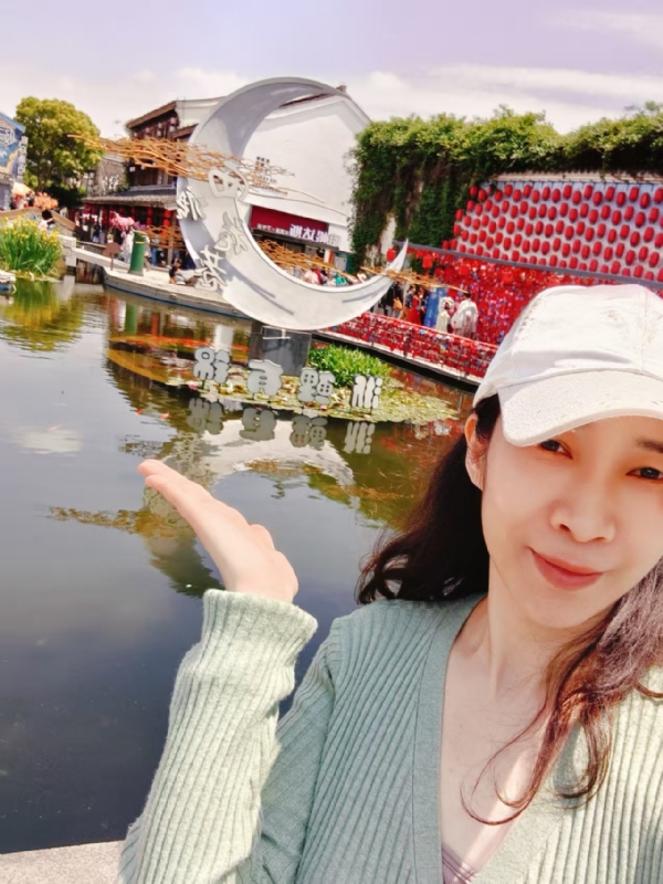 晓晓的第一张照片--将乐征婚网